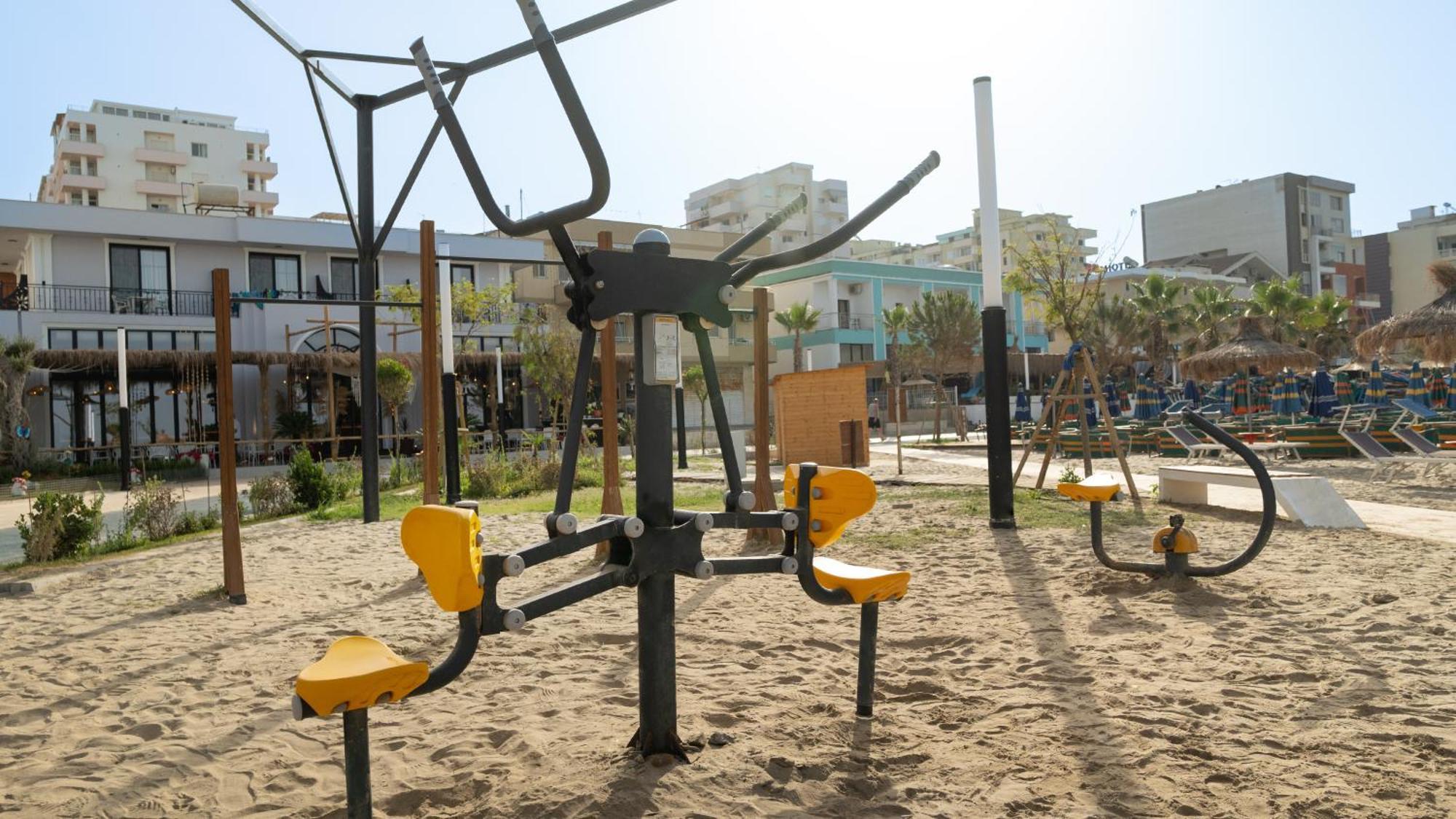 Hotel Saly Durrës Eksteriør billede