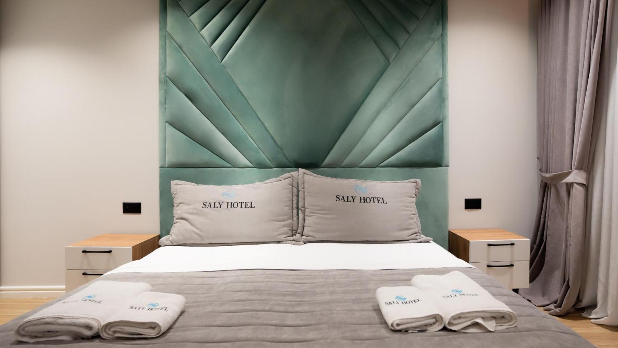 Hotel Saly Durrës Eksteriør billede