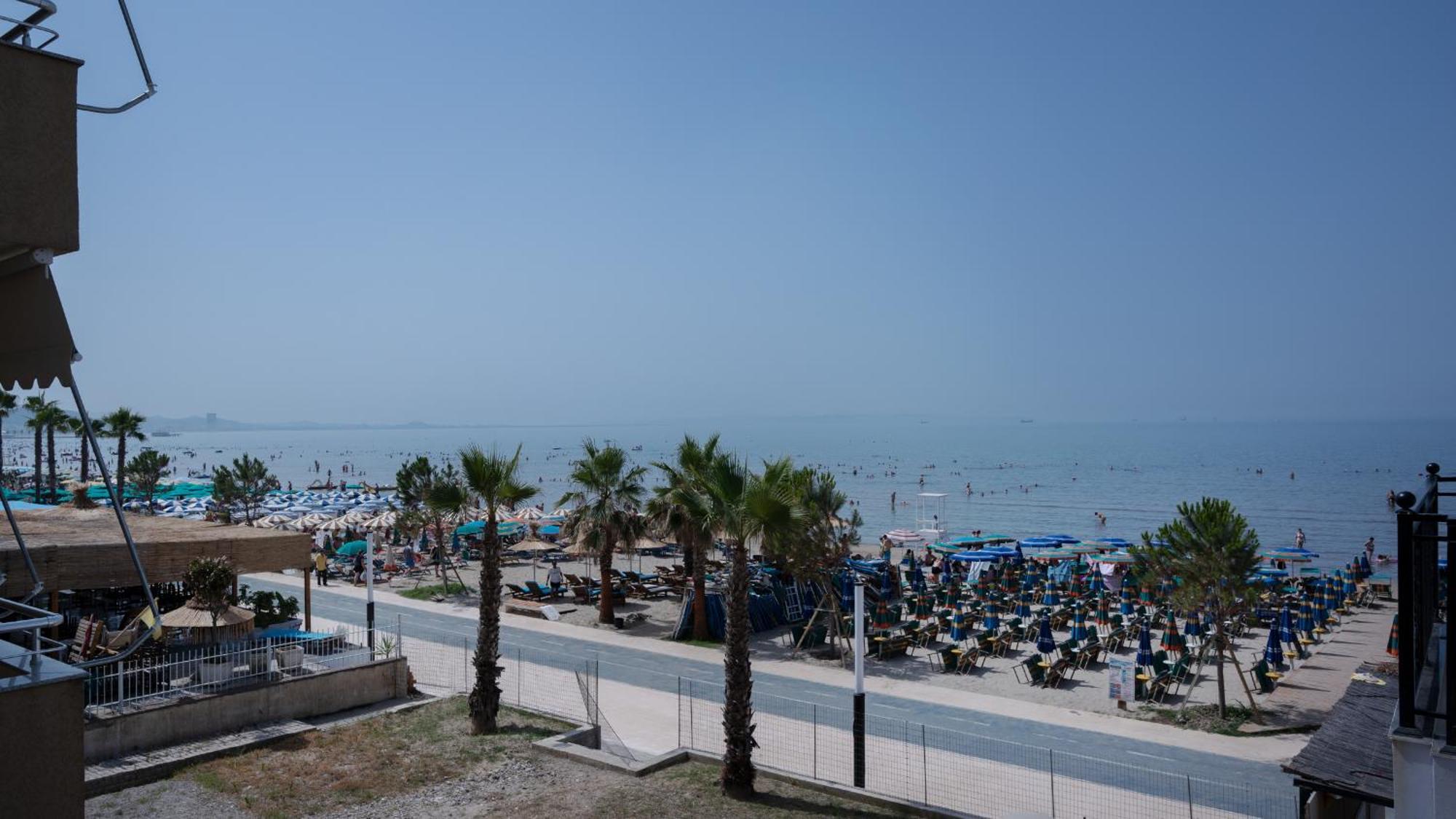 Hotel Saly Durrës Eksteriør billede