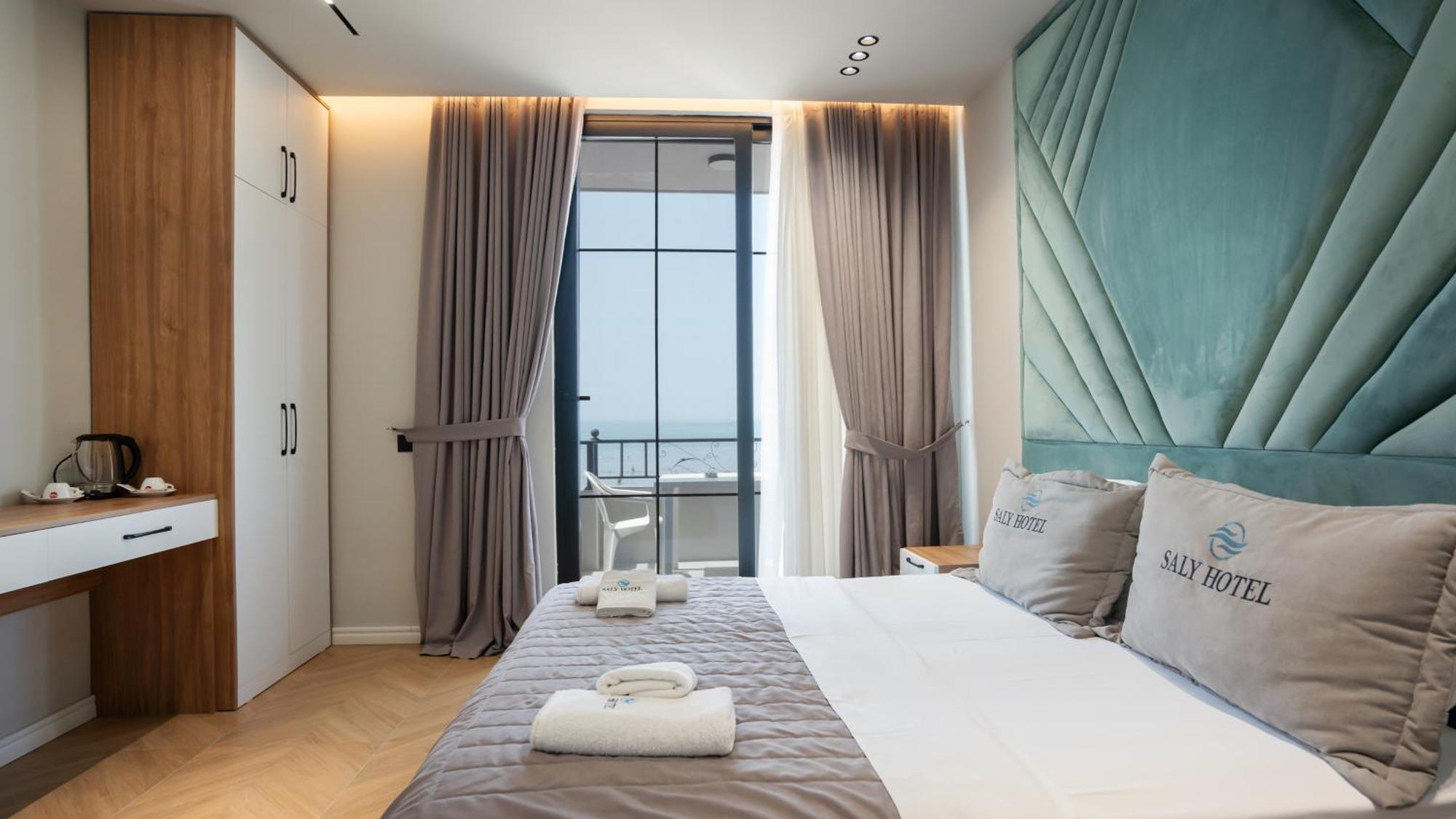 Hotel Saly Durrës Eksteriør billede
