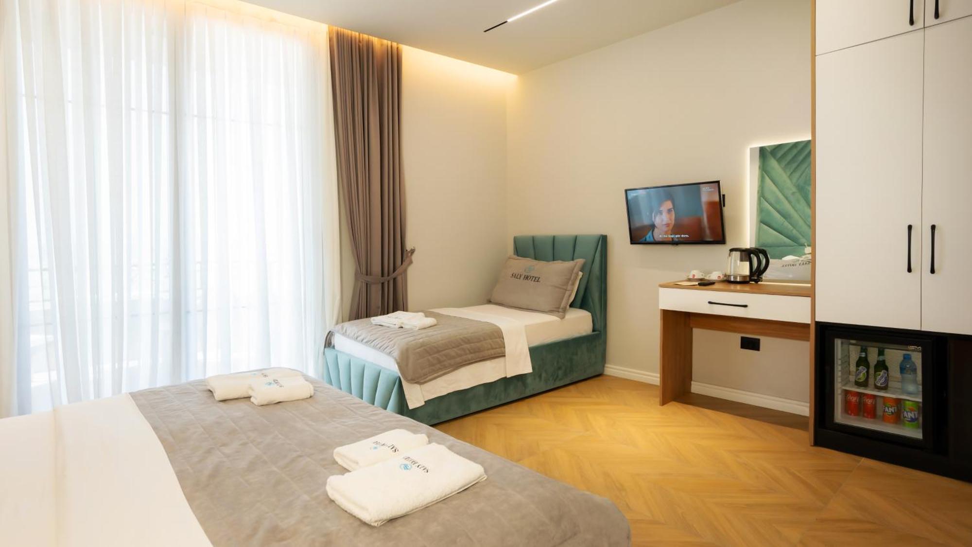 Hotel Saly Durrës Eksteriør billede