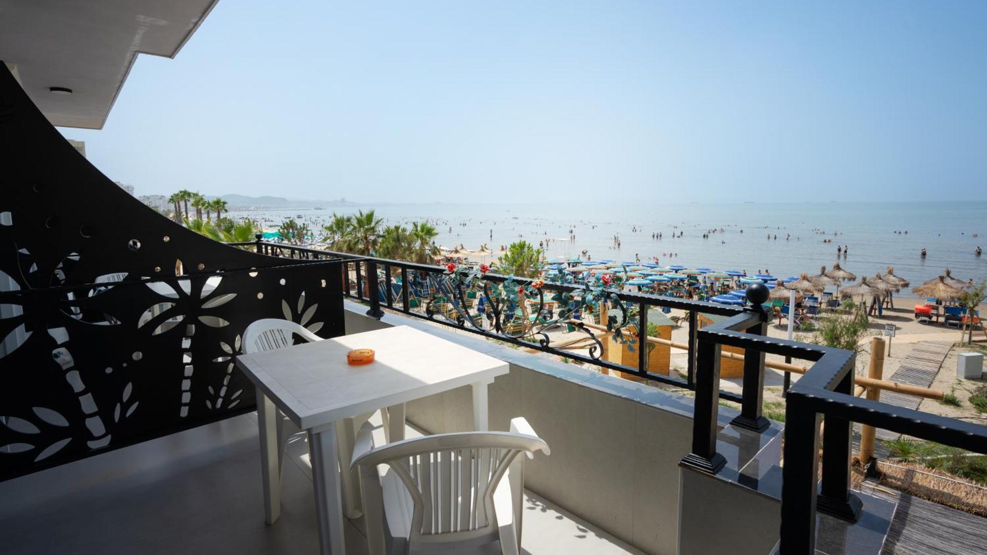Hotel Saly Durrës Eksteriør billede